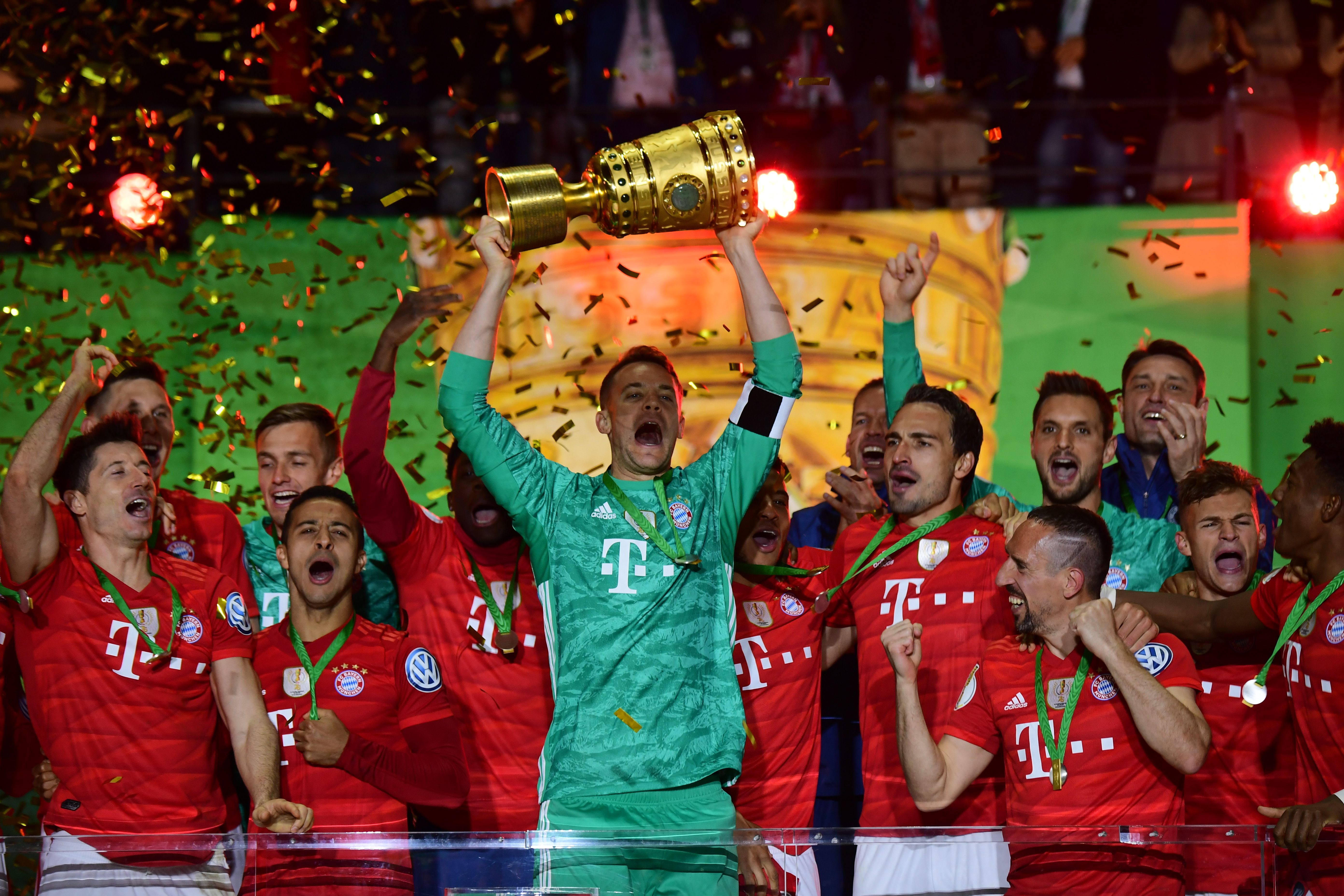 日职乙半场：两队破门乏术，熊本深红0-0甲府风林