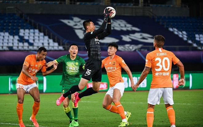 球员赛后道歉，细节感动球迷