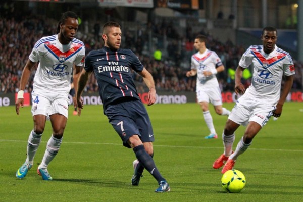 转会新动态！王牌外援签深圳，国脚中卫转投升班马，港脚选择国安