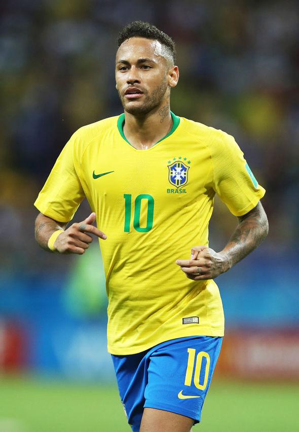 Doinb ：教练不要晚上天天打那个B排位啊 去看看别的队伍的训练赛