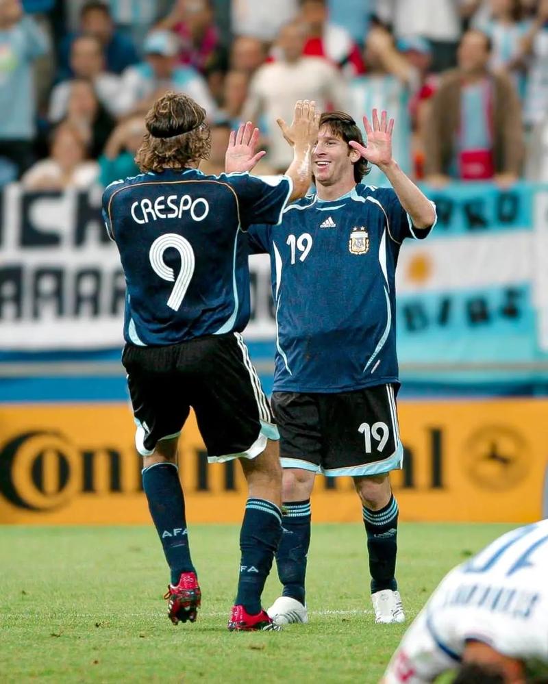 马卡：吕迪格在复出后感觉良好，阿隆索对他回归感到非常高兴